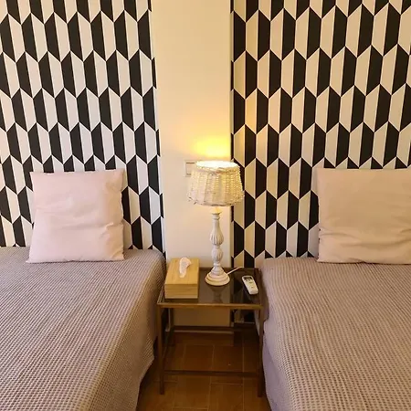 Aelia Luxury With Private Entrance קרבומילוס