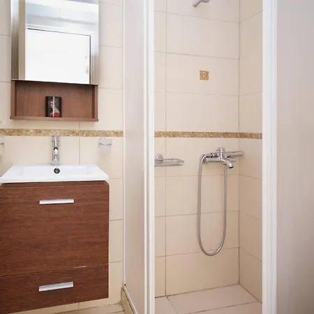 Aelia Luxury With Private Entrance דירה